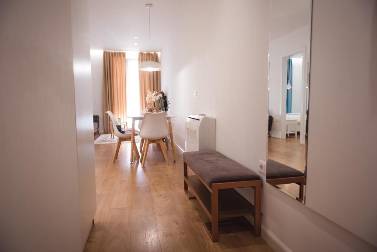 Tam Skanderbeg Square City Center Apartment No4 Tiranë Eksteriør bilde