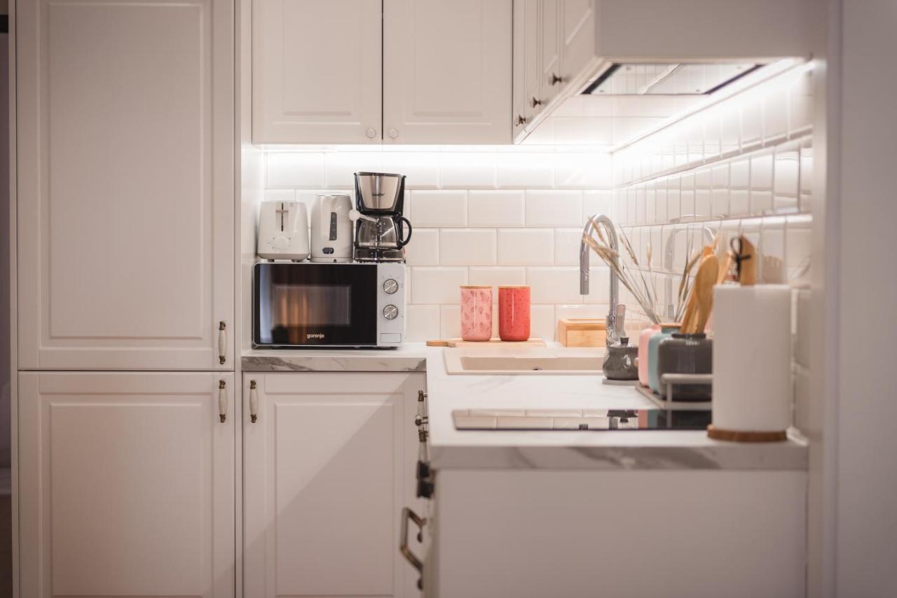 Tam Skanderbeg Square City Center Apartment No4 Tiranë Eksteriør bilde